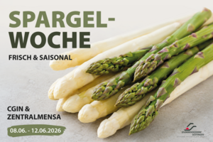 Köstlicher grüner und weißer Spargel ohne Sauce
