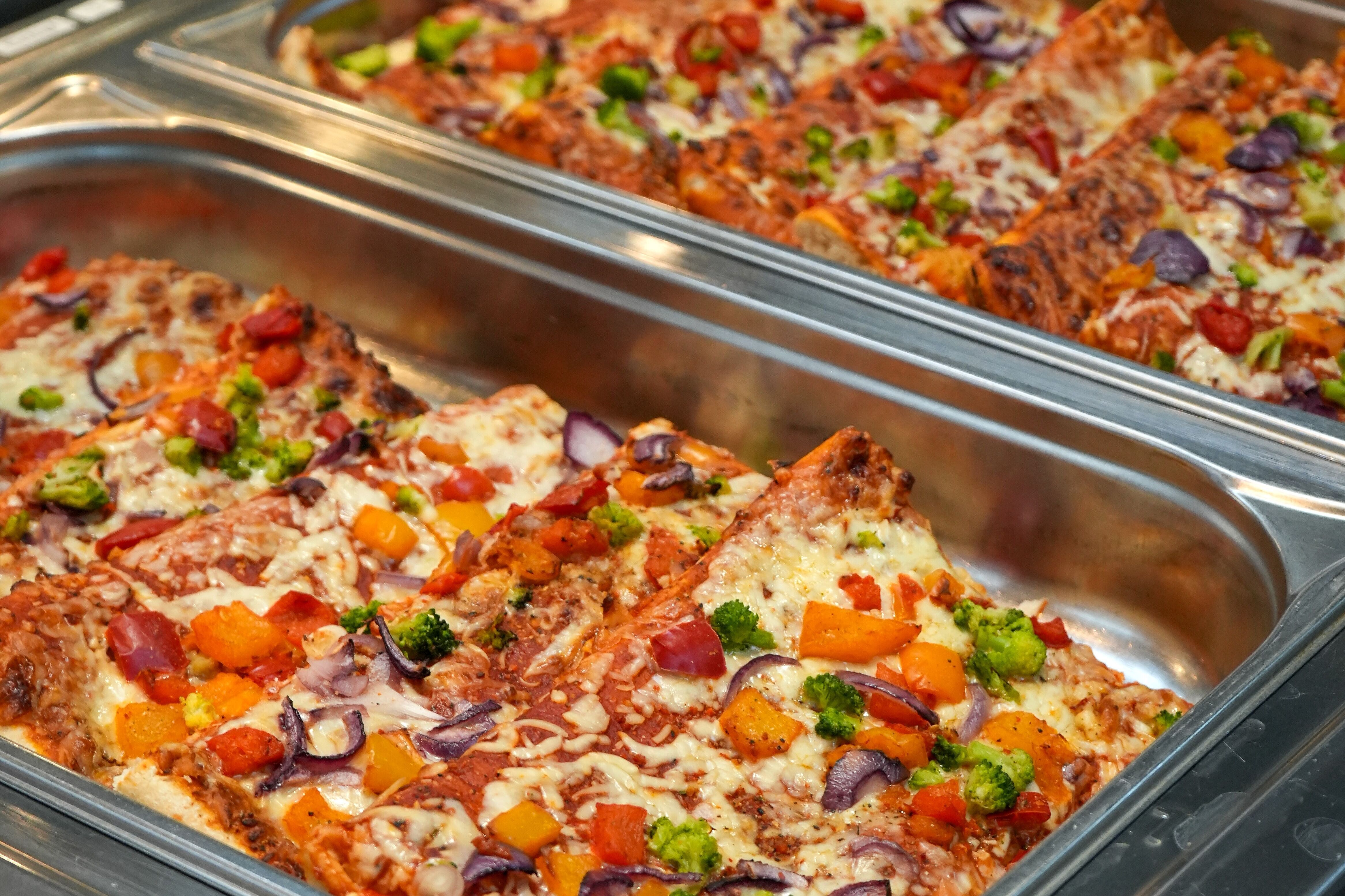 vegane und vegetarische Pizzaschnitten