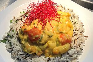 Farbenfrohes und leckeres Wildreis-Currygemüse
