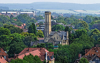 Mensa am Turm aus der Vogelperspektive